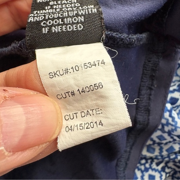 Torrid Maxi Dress Sz 18 Blue White Geometric Print Sleeveless AdjStraps - Picture 9 of 9